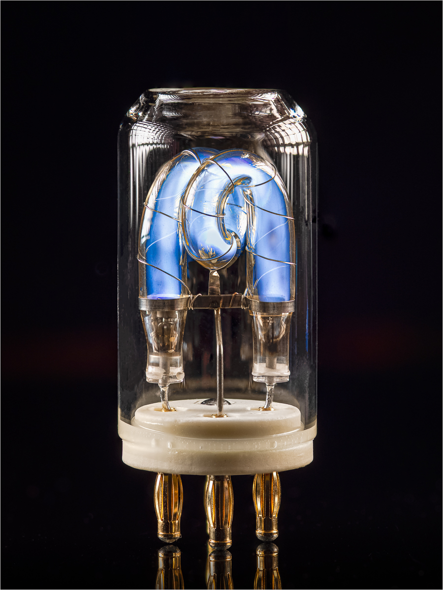 David Terao ~ Flash Tube