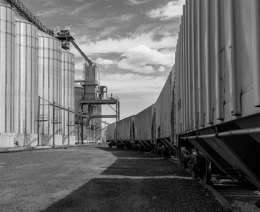 Marc Auerbach ~ Getting ready to load